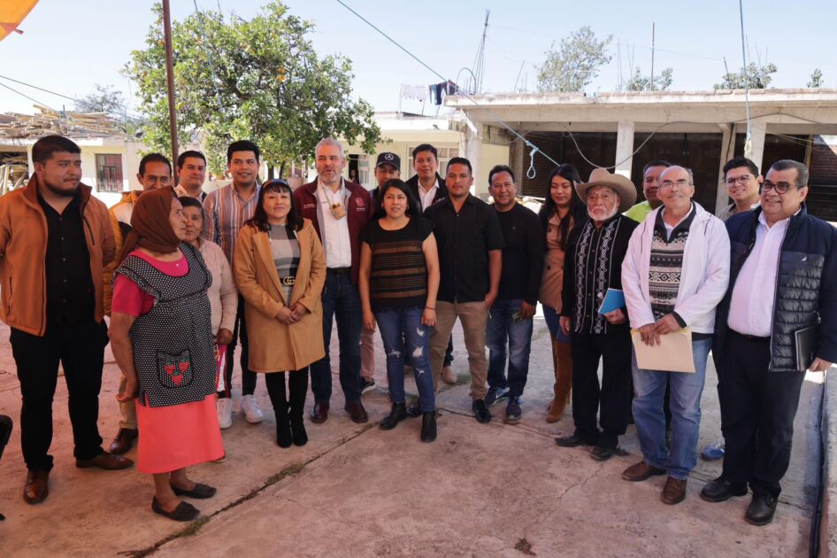 Gobernador Ramírez Bedolla reunido con el Consejo Mayor de San Matías El Grande.