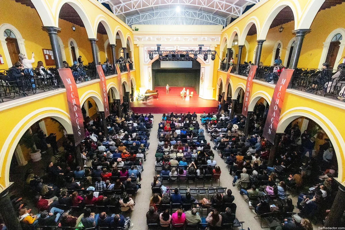 Participación artística de Michoacán en el festival.