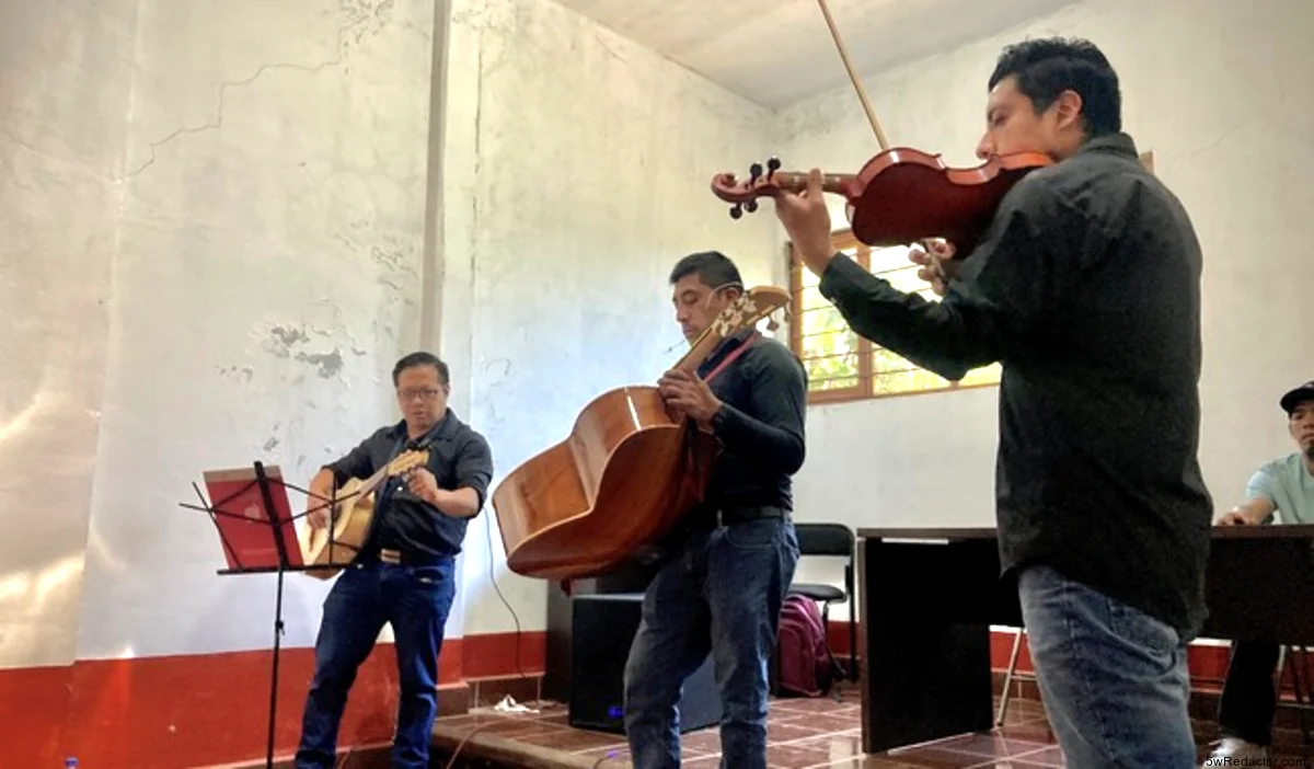 Sergio de la Cruz: preservando la música michoacana
