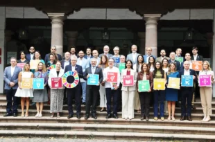 Imagen de una reunión entre el Gobernador de Michoacán y representantes de la ONU en México.