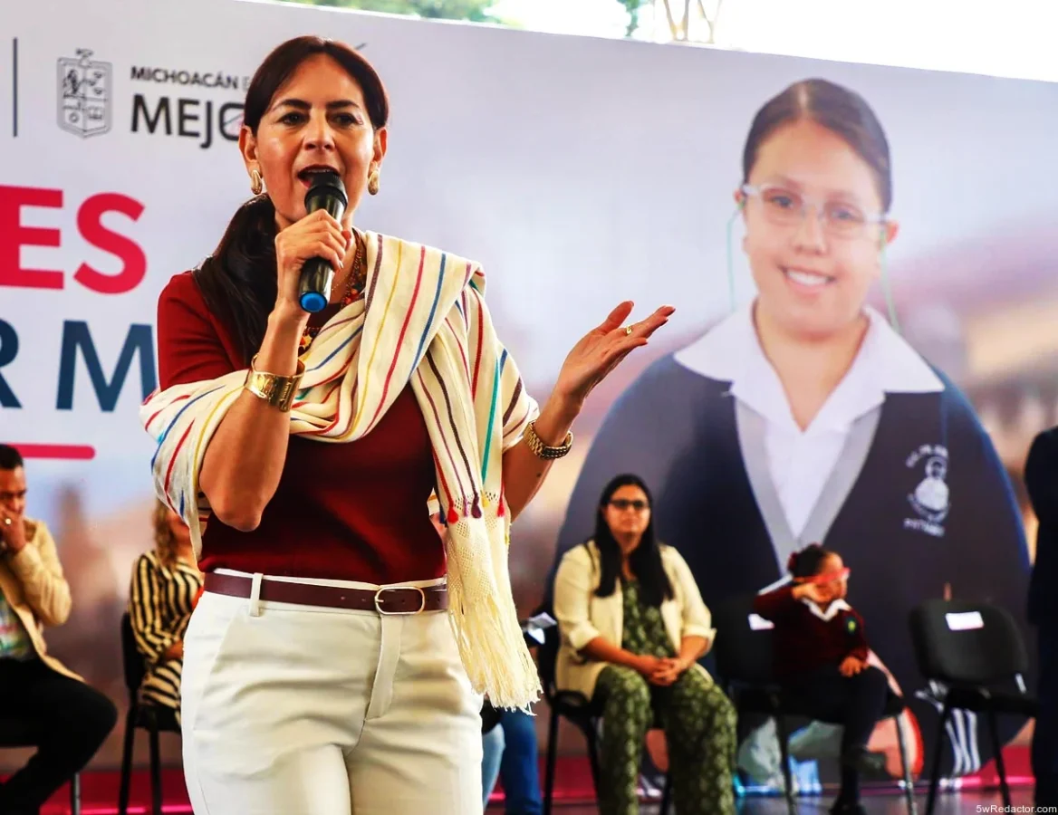 Trabajo en unidad reduce rezago educativo en Michoacán