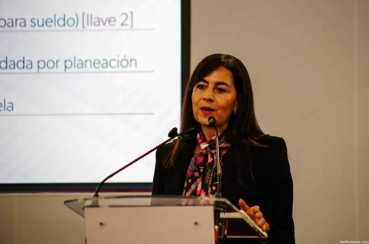 Presenta Gabriela Molina la ruta para la asignación transparente de plazas docentes