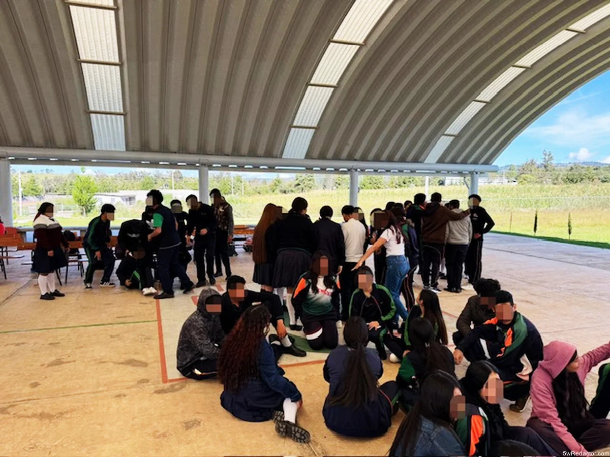 FGE promueve cultura de la denuncia entre jóvenes de Lagunillas
