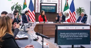 Reunión de Julio Berdegué y Brooke Rollins en Senasica contra gusano barrenador.