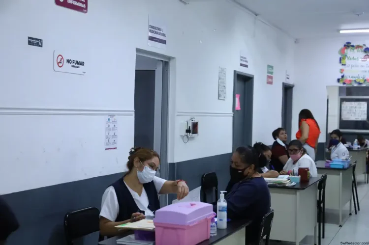 servicios médicos Navidad Michoacán