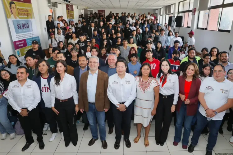 Universidad Rosario Castellanos Michoacán