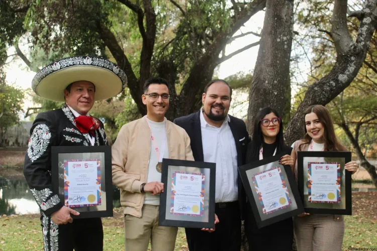 Galardón Bernardo Bravo Tanmich