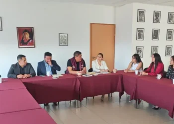 acceso justicia mujeres indígenas Michoacán